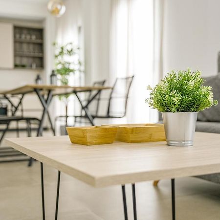 Moott Homes Suites Casa De Los Leones Apto 1 Алмерия Екстериор снимка