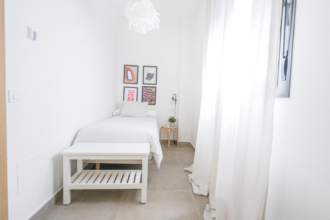 Moott Homes Suites Casa De Los Leones Apto 1 Алмерия Екстериор снимка