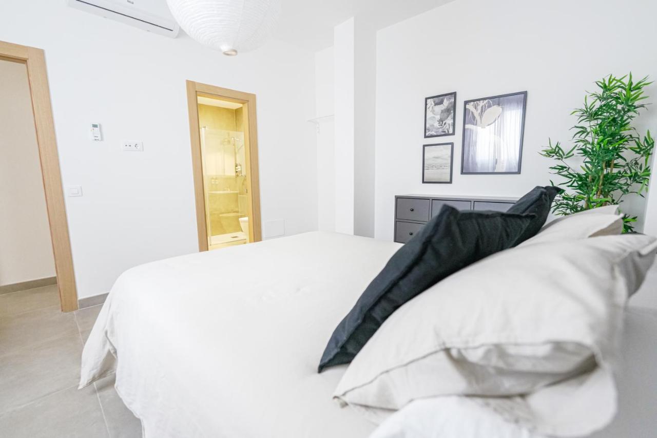 Moott Homes Suites Casa De Los Leones Apto 1 Алмерия Екстериор снимка