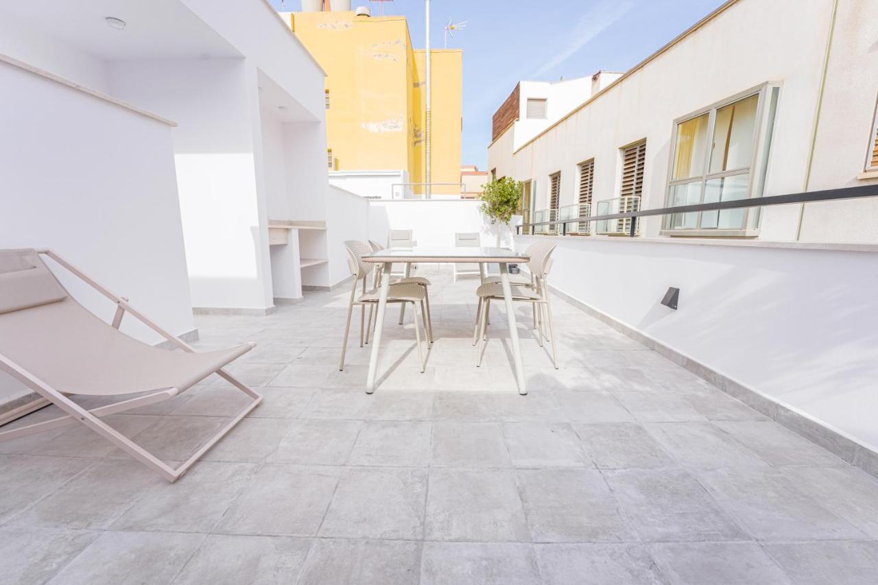 Moott Homes Suites Casa De Los Leones Apto 1 Алмерия Екстериор снимка