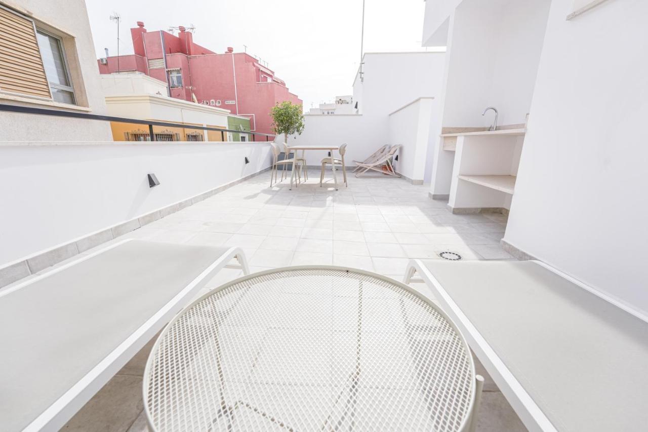 Moott Homes Suites Casa De Los Leones Apto 1 Алмерия Екстериор снимка